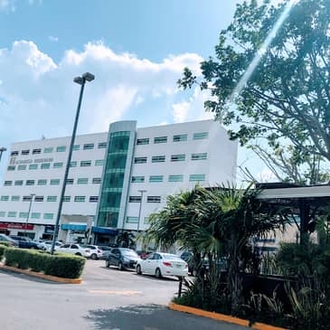 Slider image (2) Hernia Clinic Mexico and Bariatric Center